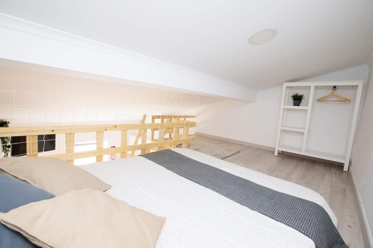 E5Tudio Esq. Apartment Пениш Екстериор снимка