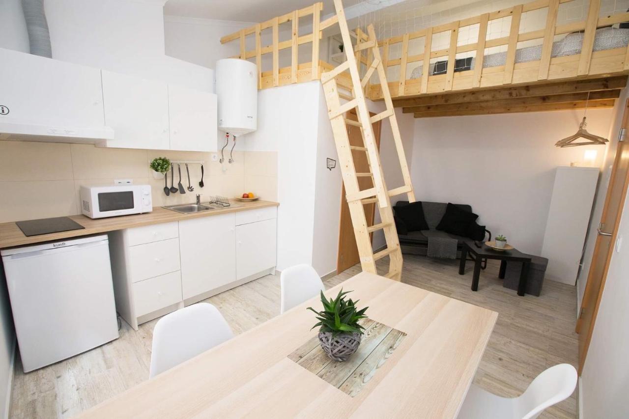 E5Tudio Esq. Apartment Пениш Екстериор снимка